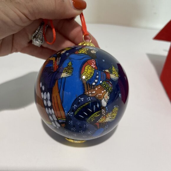 PIER ONE 1998 LI BIEN Reverse Hand Painted Christmas Ornament Three Wise Men Box - Picture 3 of 11
